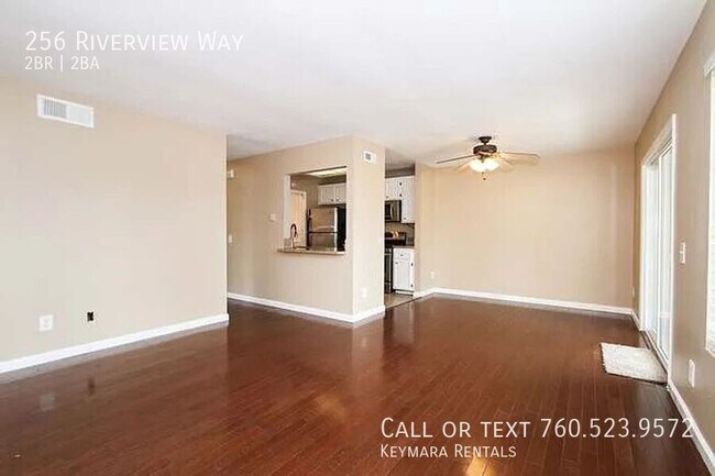 Foto del edificio - 256 Riverview Way