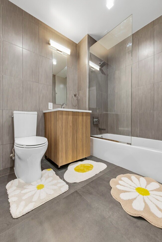 Building Photo - 30-38-38 29th St