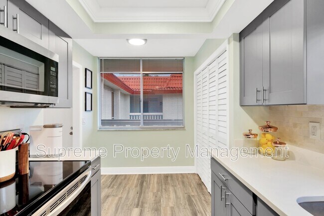 Foto del edificio - 1001 Pearce Dr