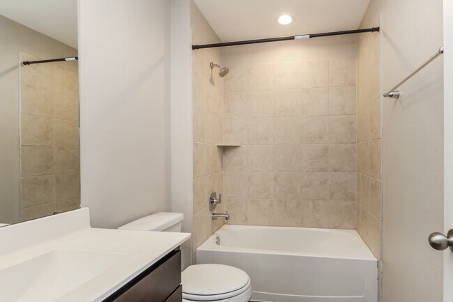 Foto del edificio - 9913 Gln Brk Ln