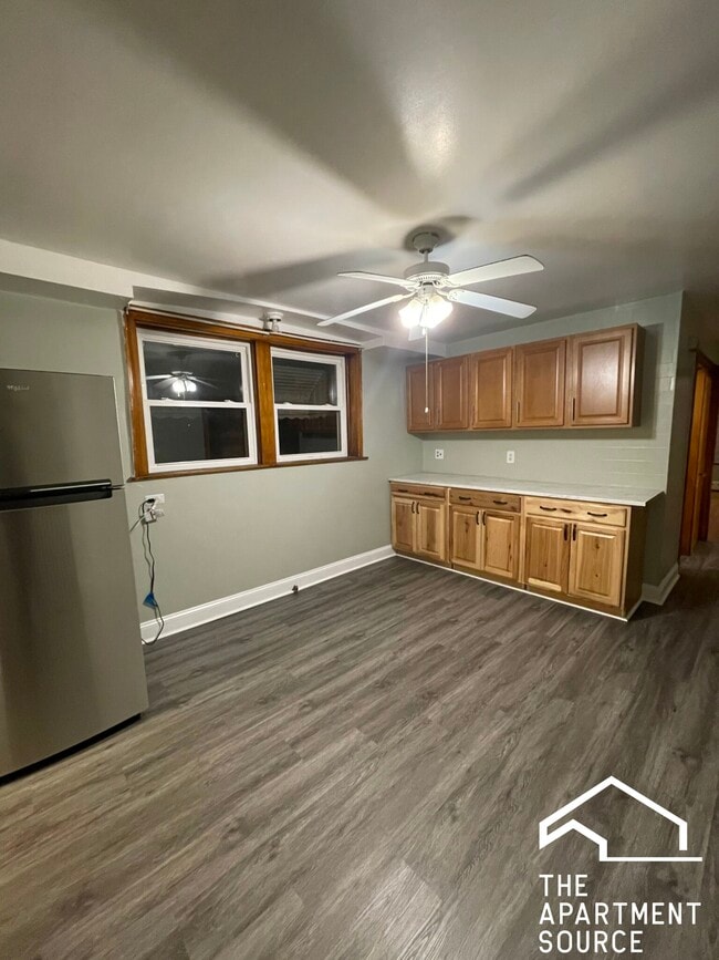 Photo - 5143 S Rockwell St Apartment