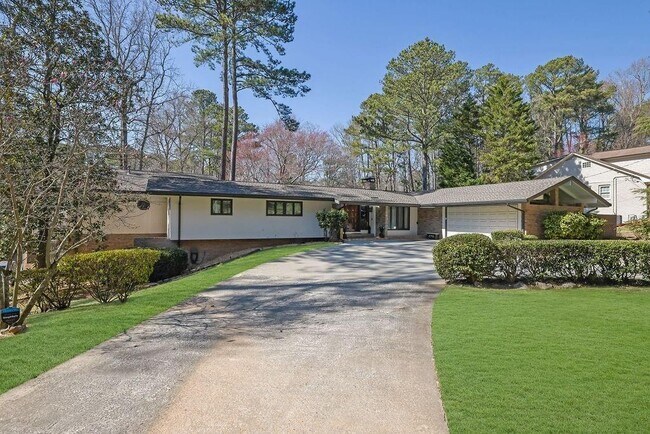 Foto del edificio - 505 River Valley Rd NW