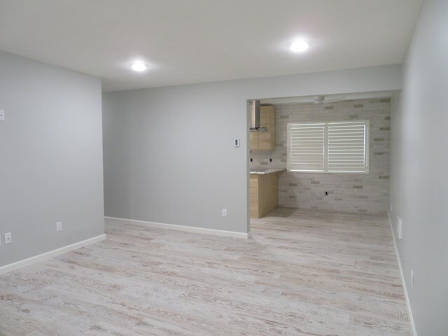 Foto del edificio - 6025 Woodland St