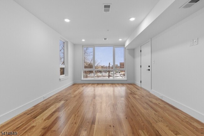 Foto del edificio - 37 S 7th St