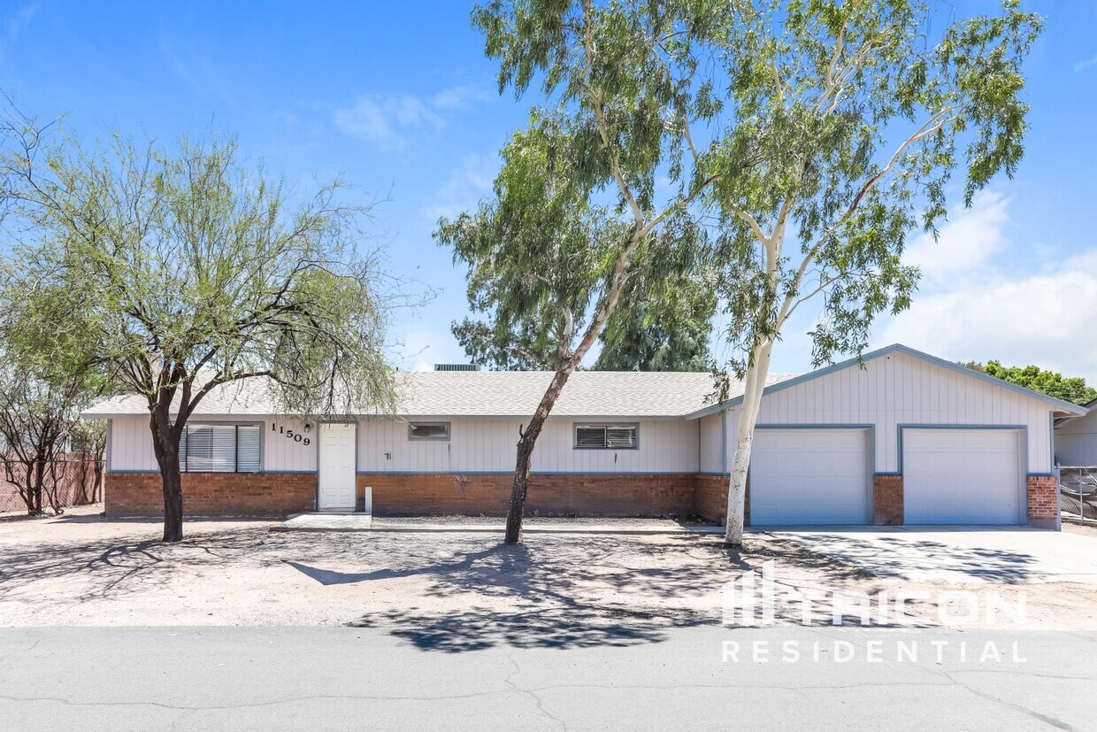 Foto principal - 11509 E Vine Ave