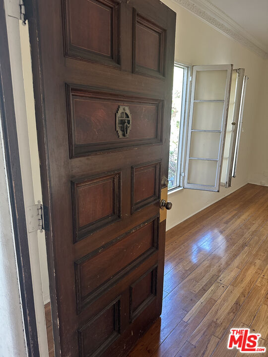 Building Photo - 5564 W 6th St