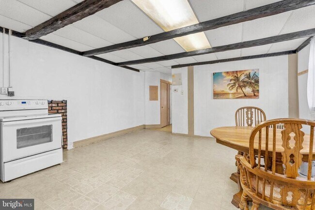 Foto del edificio - 522 Monmouth St