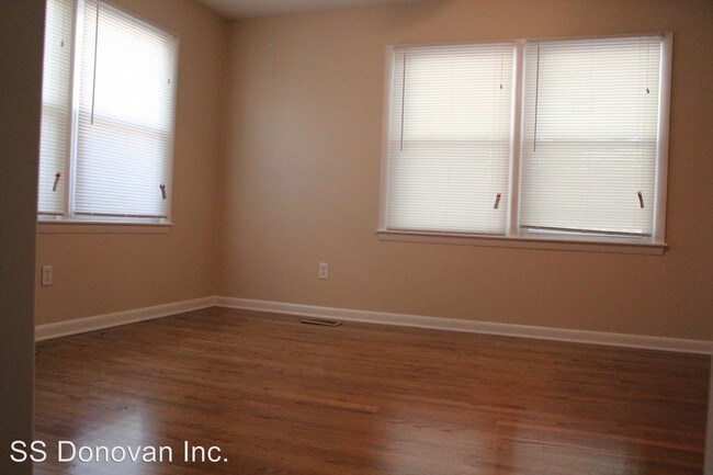 Building Photo - 3 br, 1.5 bath House - 1015 Bingham Drive