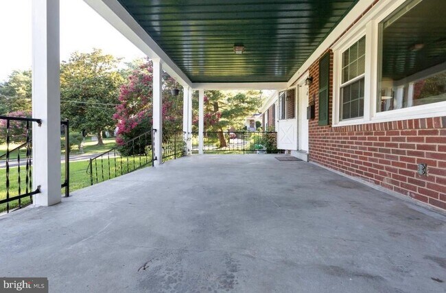 Foto del edificio - 10106 Phoebe Ln