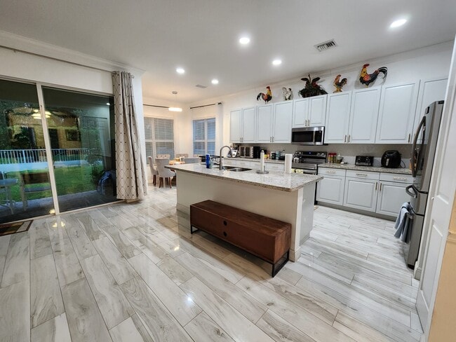 Building Photo - 9094 New Hope Ct