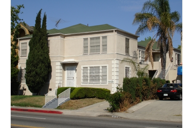Foto del edificio - 818-822 1/2 Crenshaw Blvd