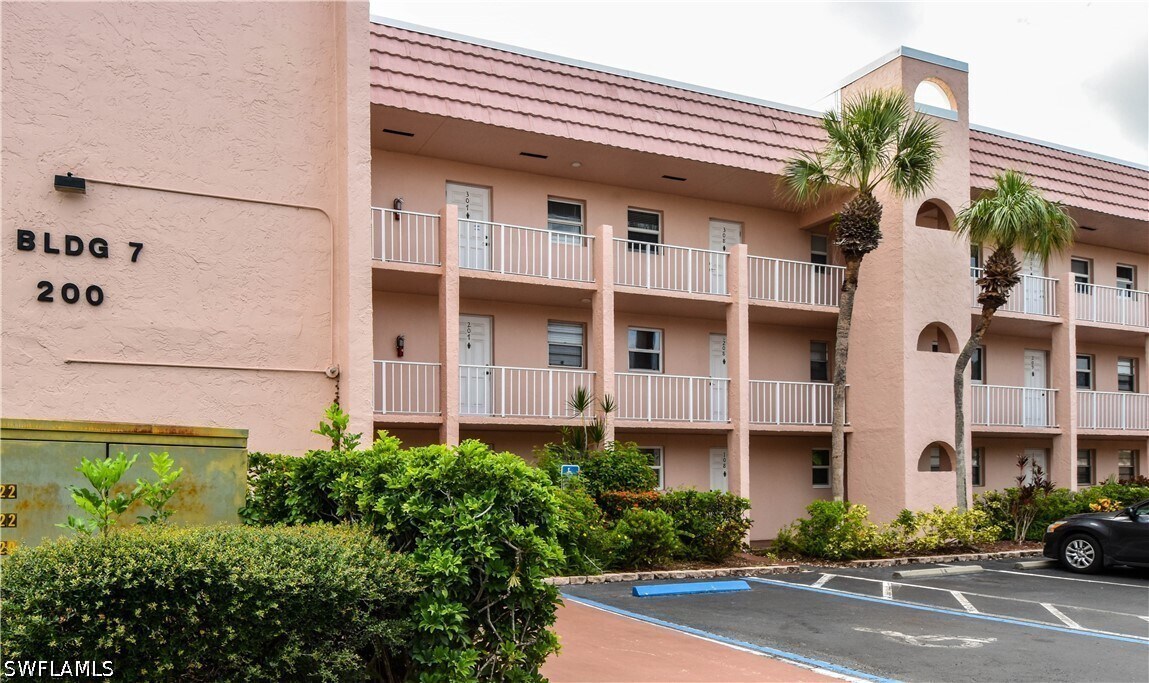 Foto del edificio - 200 Turtle Lake Ct