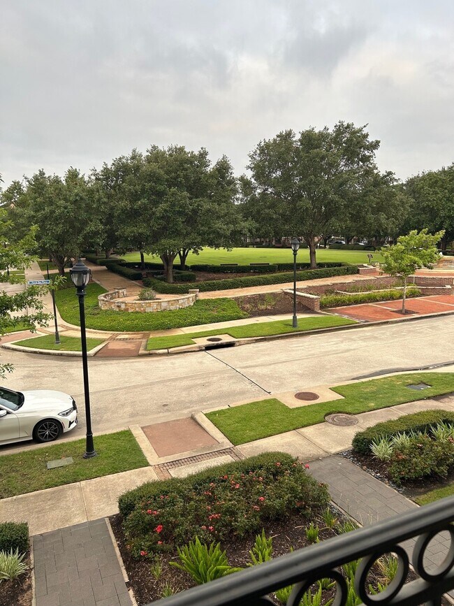 Foto del edificio - 2548 N Bay Pl