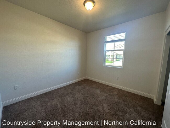 Foto del edificio - 4 br, 3 bath House - 3004 Salonie Court