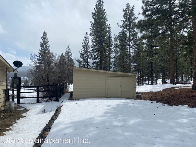Foto del edificio - 3 br, 2 bath House - 707-690 Wingfield Rd E.