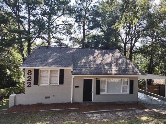 Building Photo - 822 33rd Ave