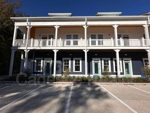 Building Photo - 1426 Navaho Trail