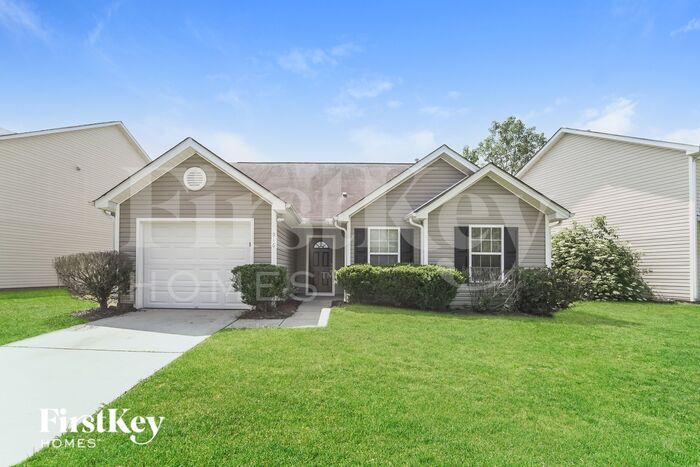 Foto principal - 916 Lakehill Rd