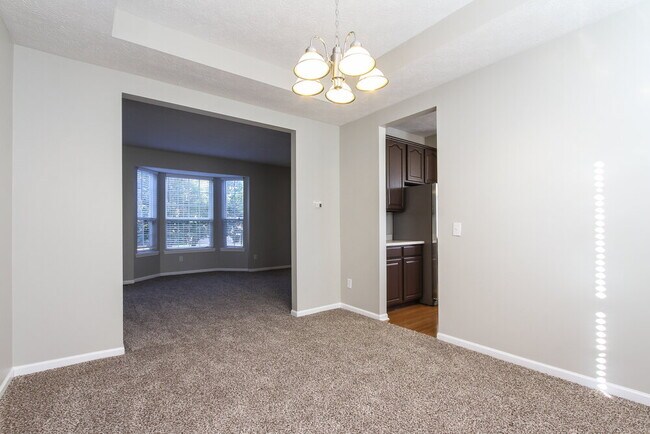 Foto del edificio - 8339 Glen Highlands Dr