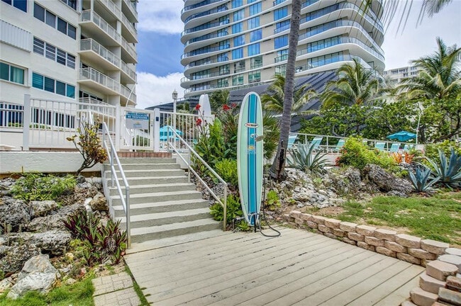 Building Photo - 710 N Ocean Blvd