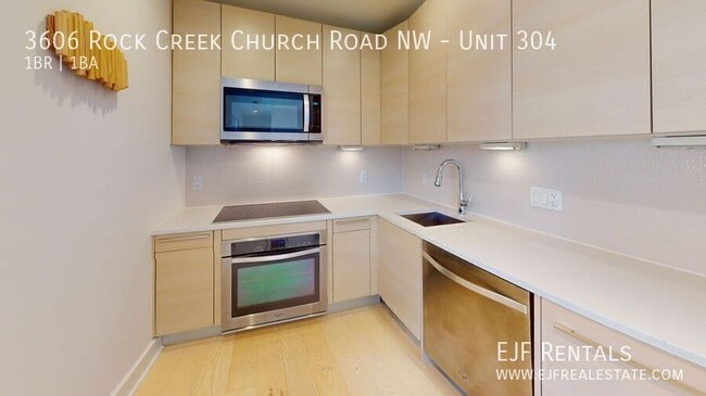 Building Photo - 3606 Rock Creek Church Rd NW