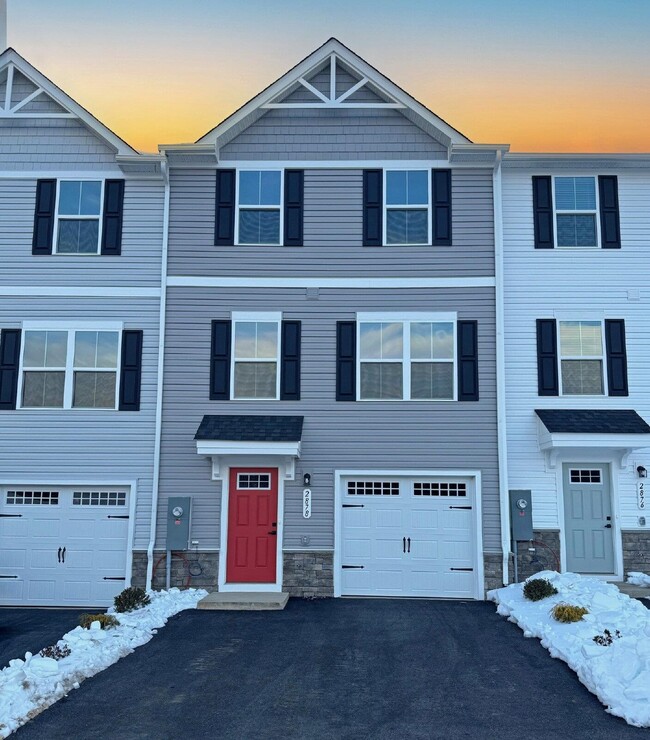 Building Photo - 2878 Orchard Ln