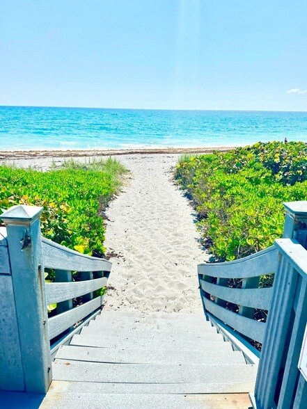 Foto del edificio - 420 Celestial Way