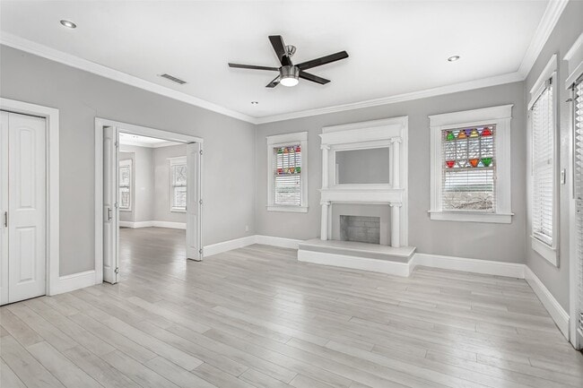Building Photo - 4719 Junius St
