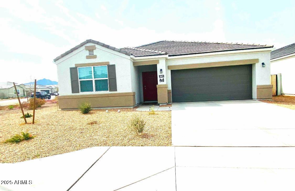 Foto principal - 10622 S 52nd Ln