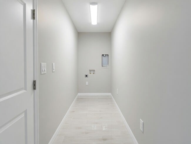 Foto del edificio - 1003 NW 7th Pl