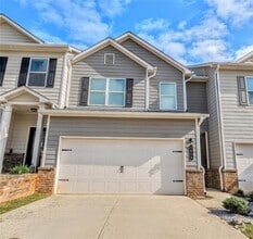 Building Photo - 3668 Acorn Dr