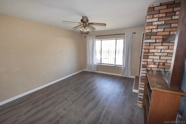 Building Photo - 3563 Schirra St