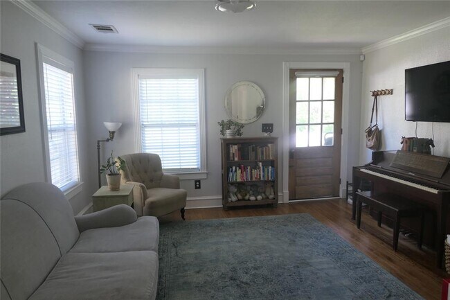 Foto del edificio - 3702 Cherrywood Rd