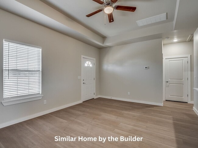 Building Photo - Modern 2-Bed, 2-Bath Rental Home in Chickasha, OK