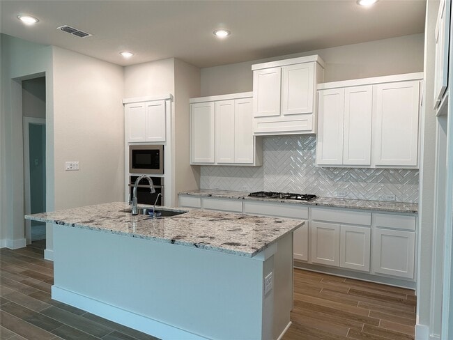 Foto del edificio - 24538 Keswick Vly Wy