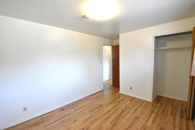 Foto del edificio - 910 35th St
