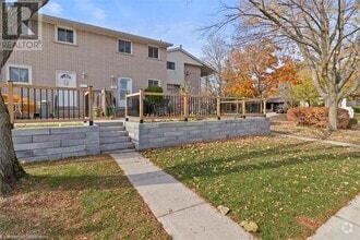 Building Photo - 11 Colmar Pl