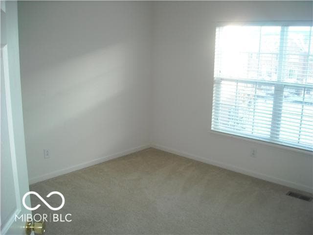 Building Photo - 998 3rd Ave NW