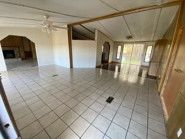Building Photo - 3143 Eddy Gatesville Pkwy