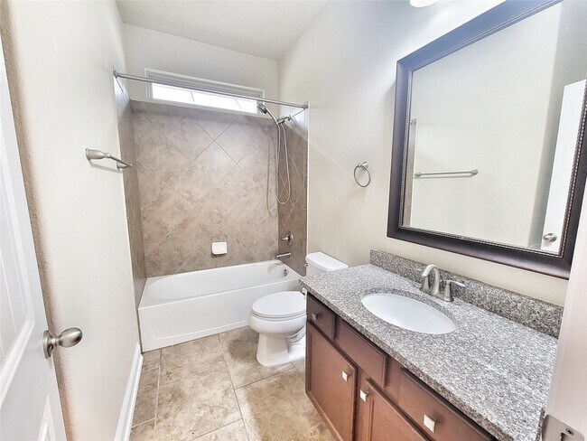 Building Photo - 4820 Piares Ln