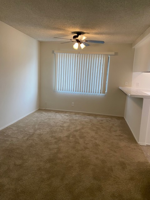 dining room - 11855 Magnolia Blvd