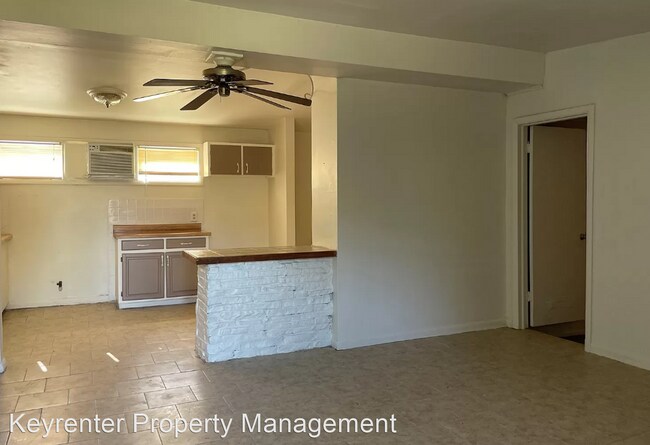 Building Photo - 4 br, 2 bath House - 2850 E 45th Pl N