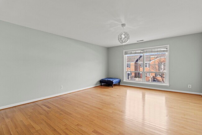 Foto del edificio - 1473 N Van Dorn St