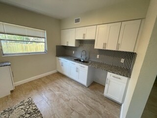 Building Photo - 7015 Maclura Dr