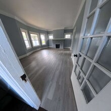 Building Photo - 3220 E 119th St
