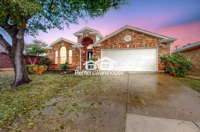 Foto principal - READY FOR MOVE-IN, 3-BEDROOM, 2-BATH HOME ...