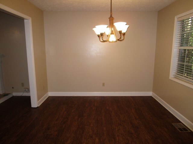 Building Photo - 220 Brolley Woods Drive