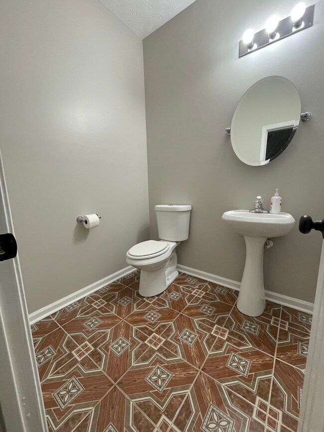 Foto del edificio - 2615 Avery Park Cir