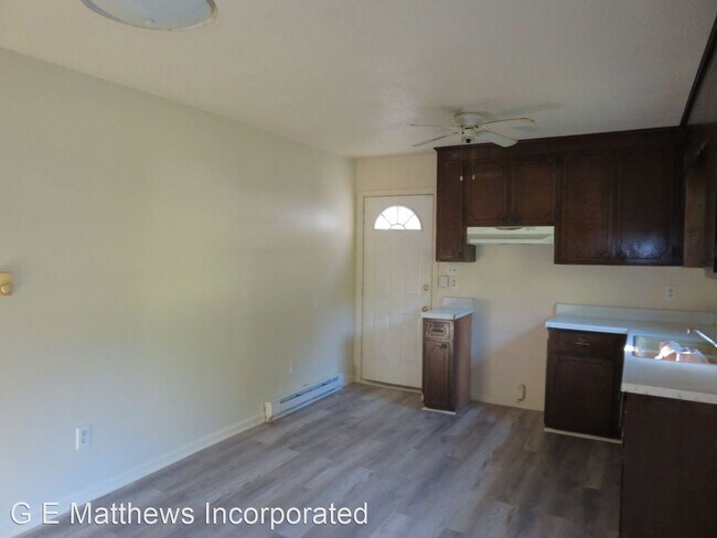 Building Photo - 3 br, 1 bath House - 18326 Southern Avenue