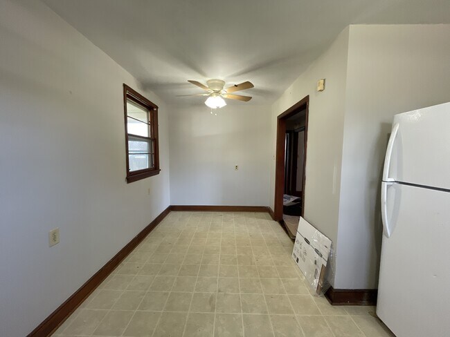 Foto del edificio - 145 Wells Rd